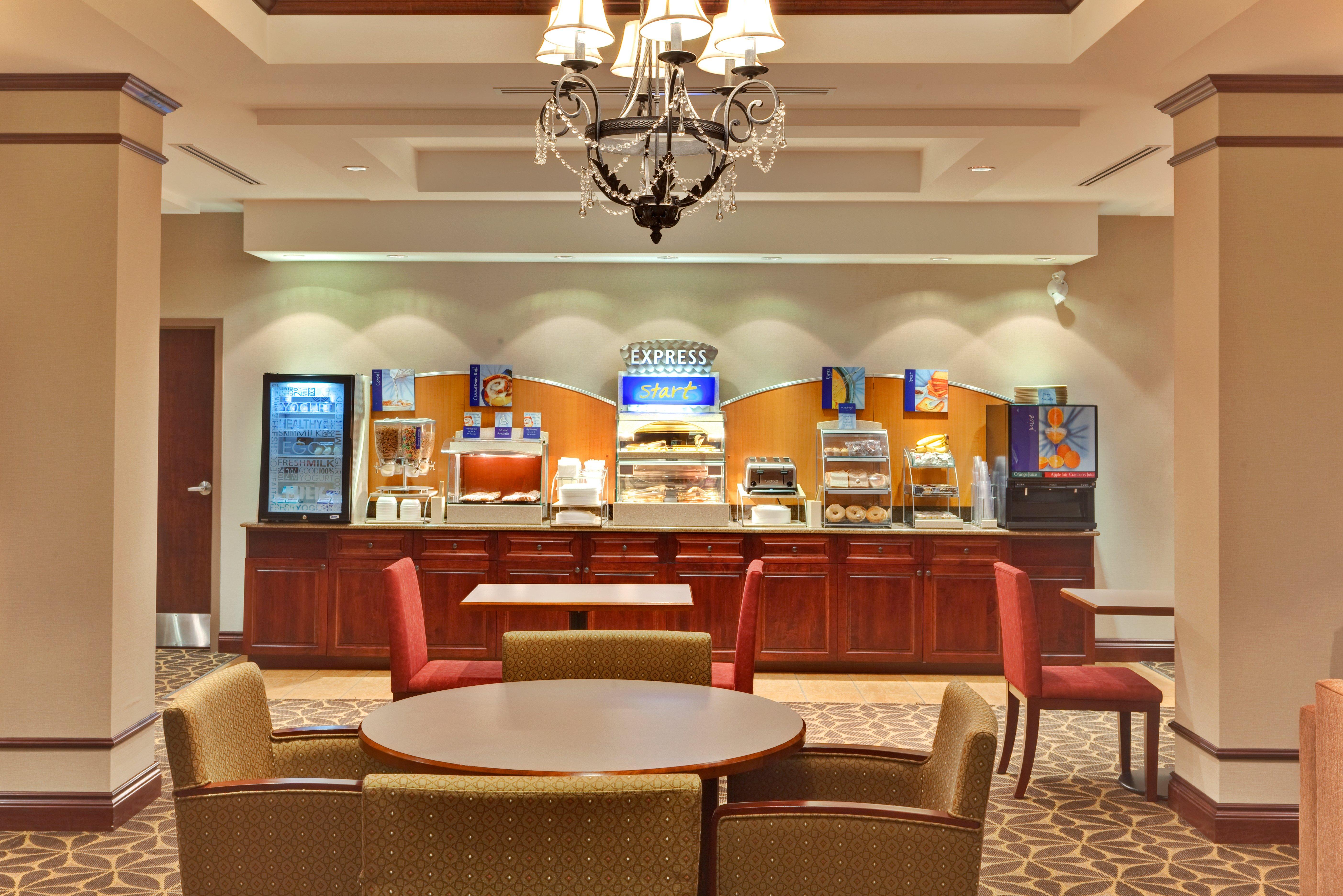 Holiday Inn Express Hotel & Suites Brockville By Ihg Εξωτερικό φωτογραφία