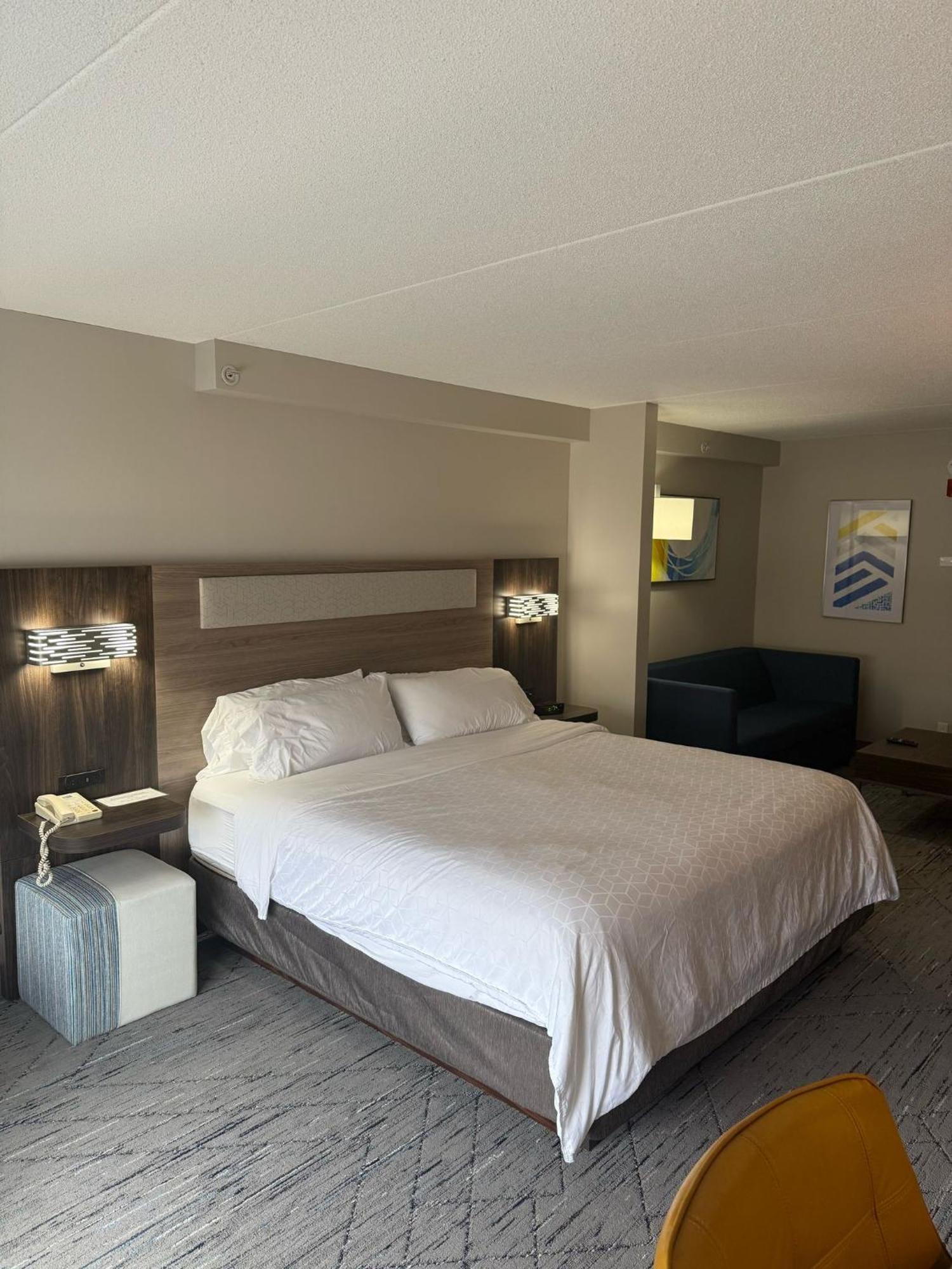 Holiday Inn Express Hotel & Suites Brockville By Ihg Εξωτερικό φωτογραφία