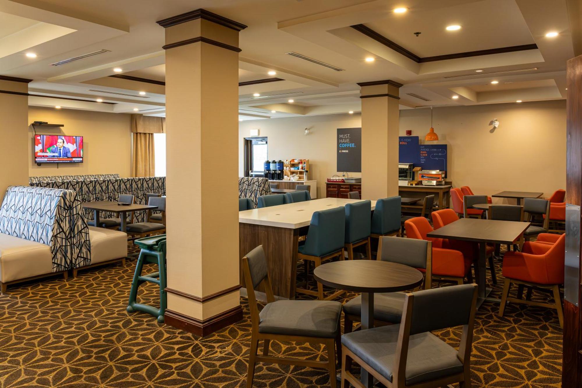 Holiday Inn Express Hotel & Suites Brockville By Ihg Εξωτερικό φωτογραφία