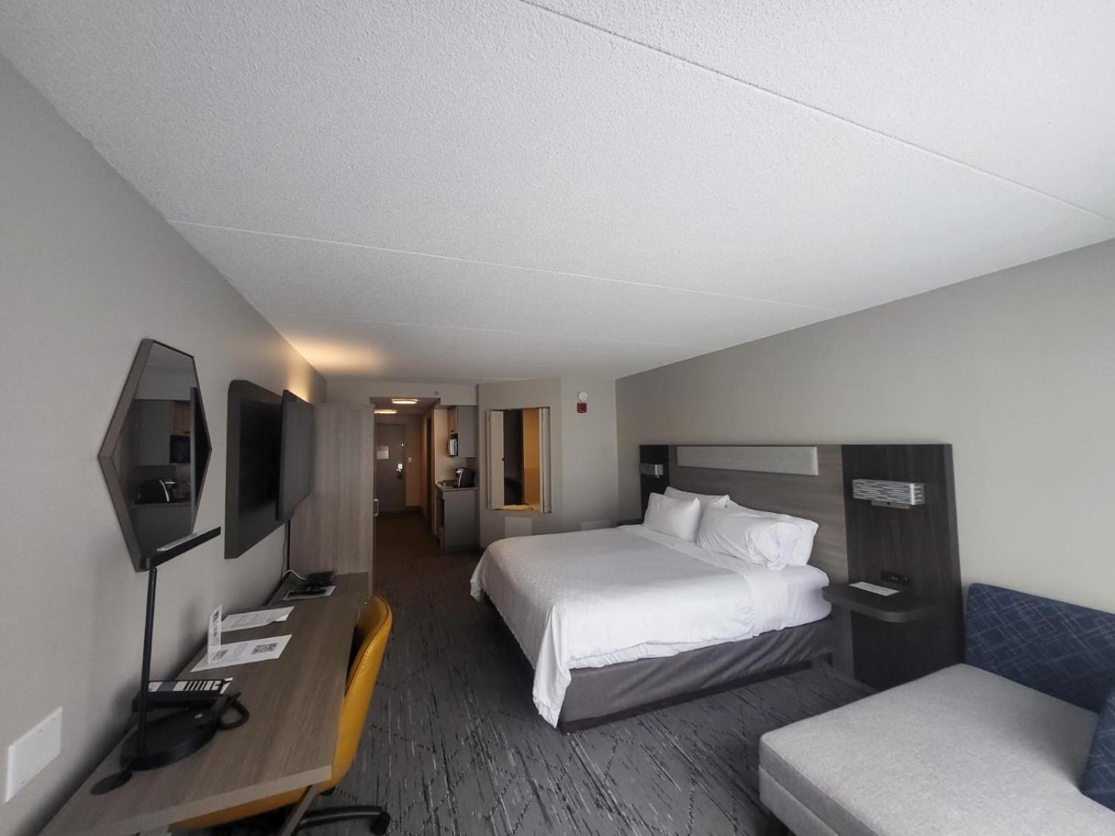 Holiday Inn Express Hotel & Suites Brockville By Ihg Εξωτερικό φωτογραφία