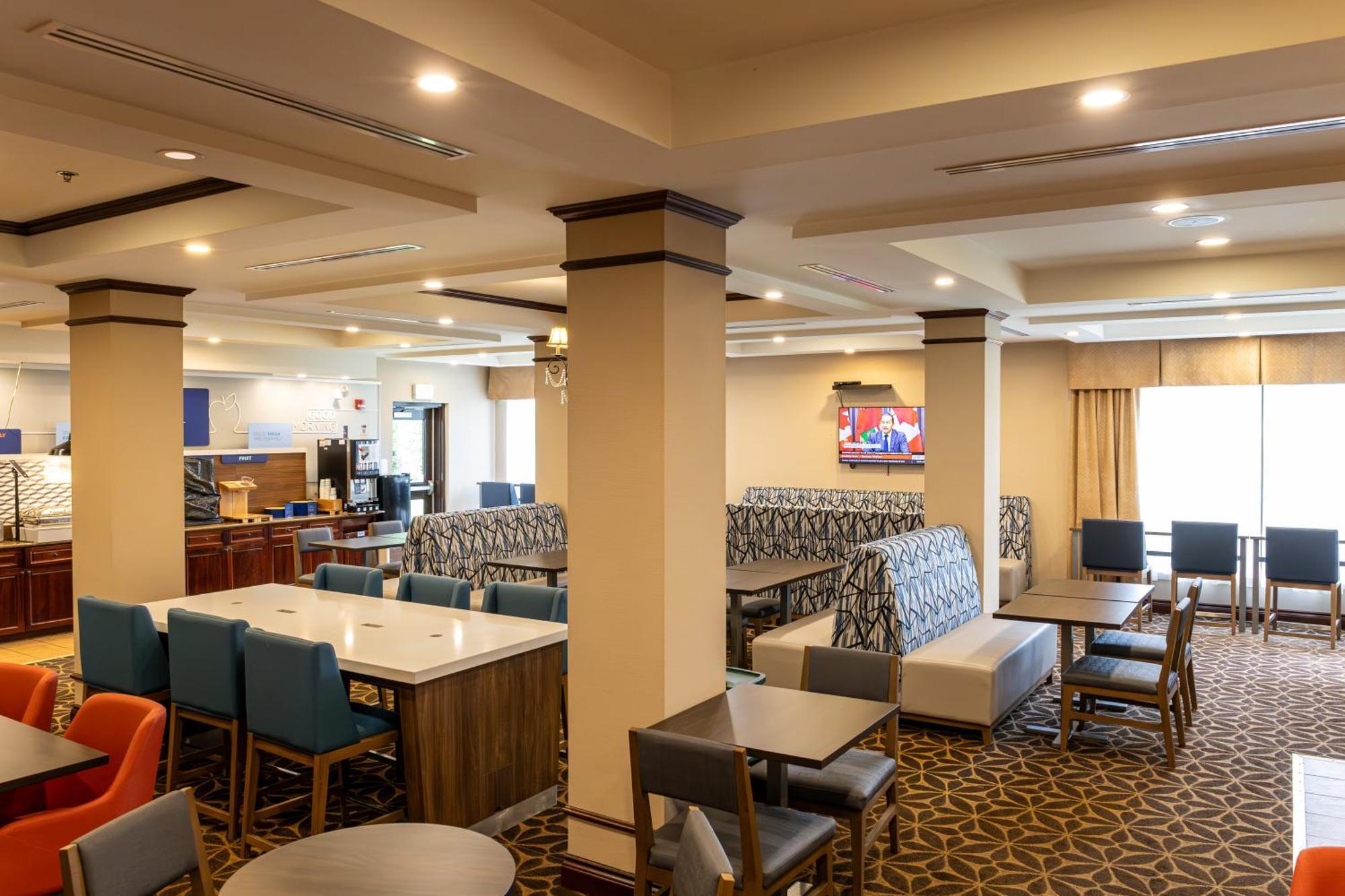 Holiday Inn Express Hotel & Suites Brockville By Ihg Εξωτερικό φωτογραφία