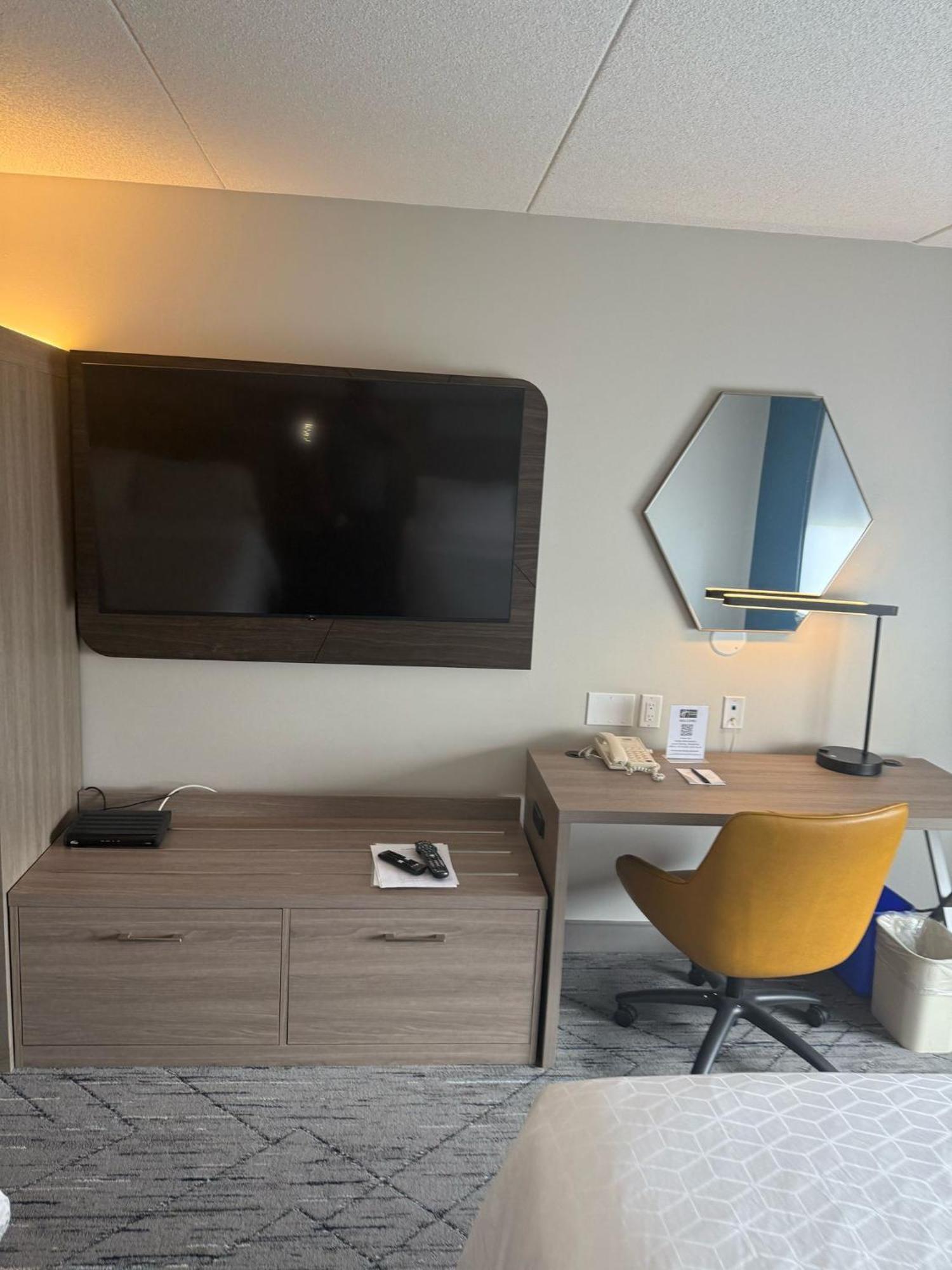 Holiday Inn Express Hotel & Suites Brockville By Ihg Εξωτερικό φωτογραφία